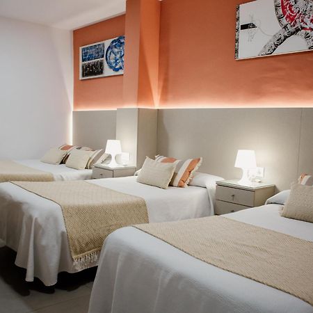 Apartamentos Turisticos Mastil 16 Malaga Luaran gambar