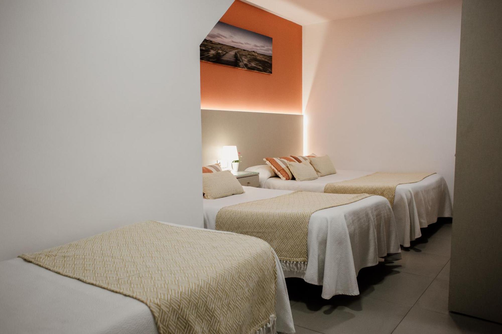 Apartamentos Turisticos Mastil 16 Malaga Luaran gambar