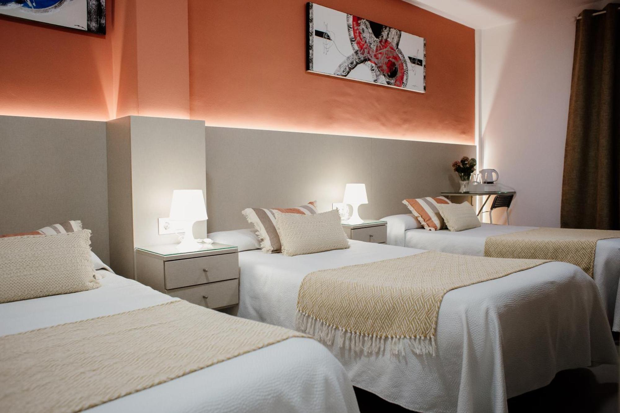 Apartamentos Turisticos Mastil 16 Malaga Luaran gambar