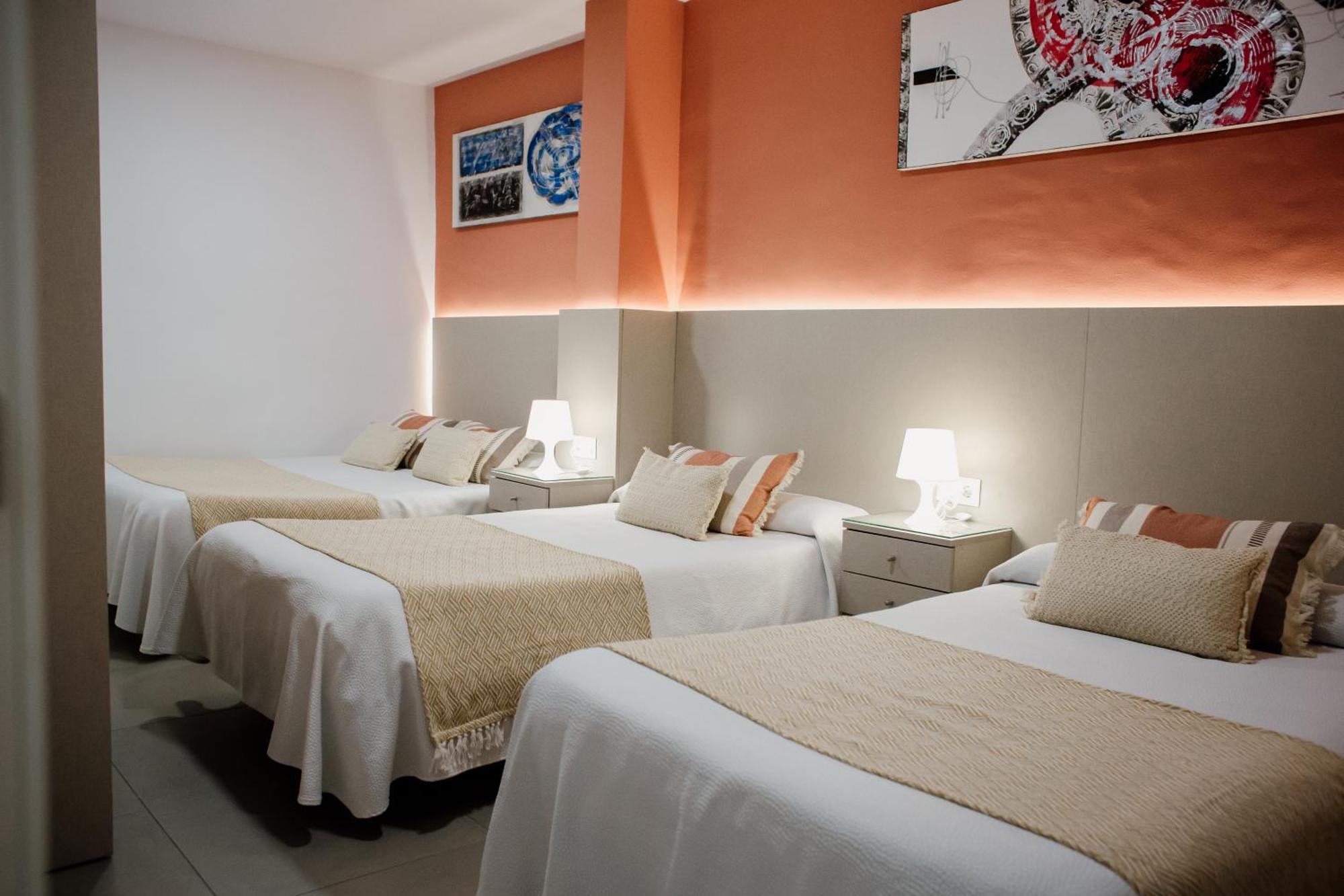Apartamentos Turisticos Mastil 16 Malaga Luaran gambar