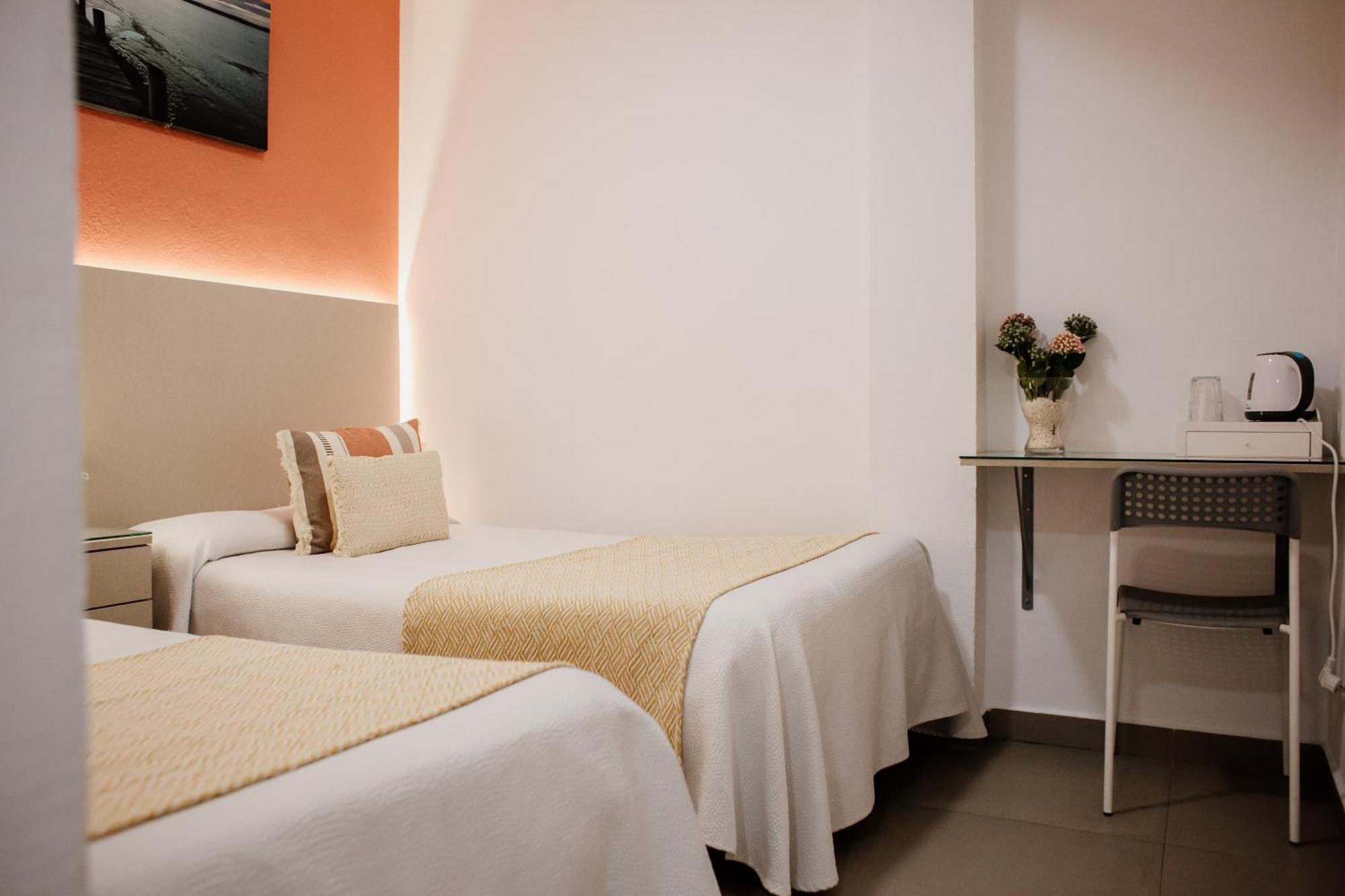 Apartamentos Turisticos Mastil 16 Malaga Luaran gambar