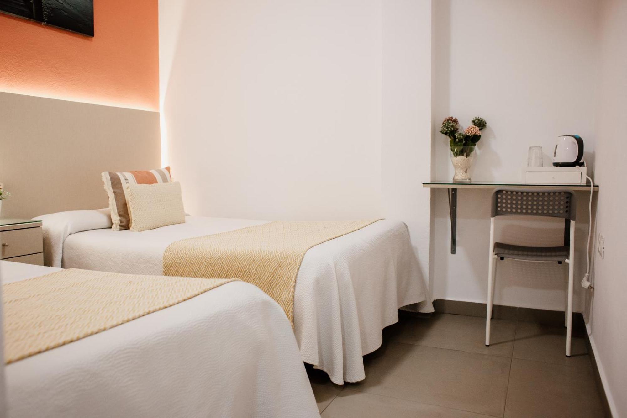 Apartamentos Turisticos Mastil 16 Malaga Luaran gambar