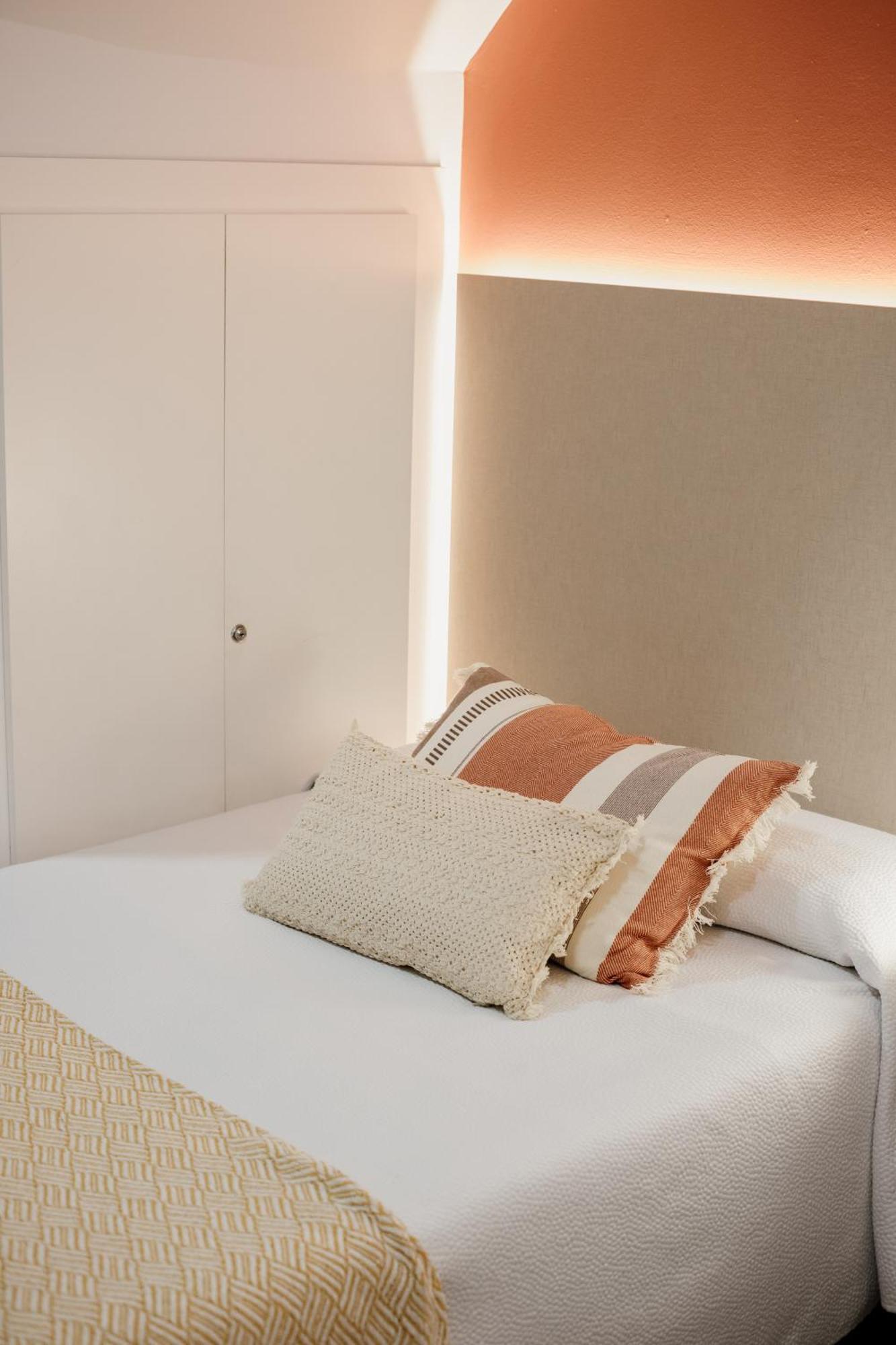 Apartamentos Turisticos Mastil 16 Malaga Luaran gambar