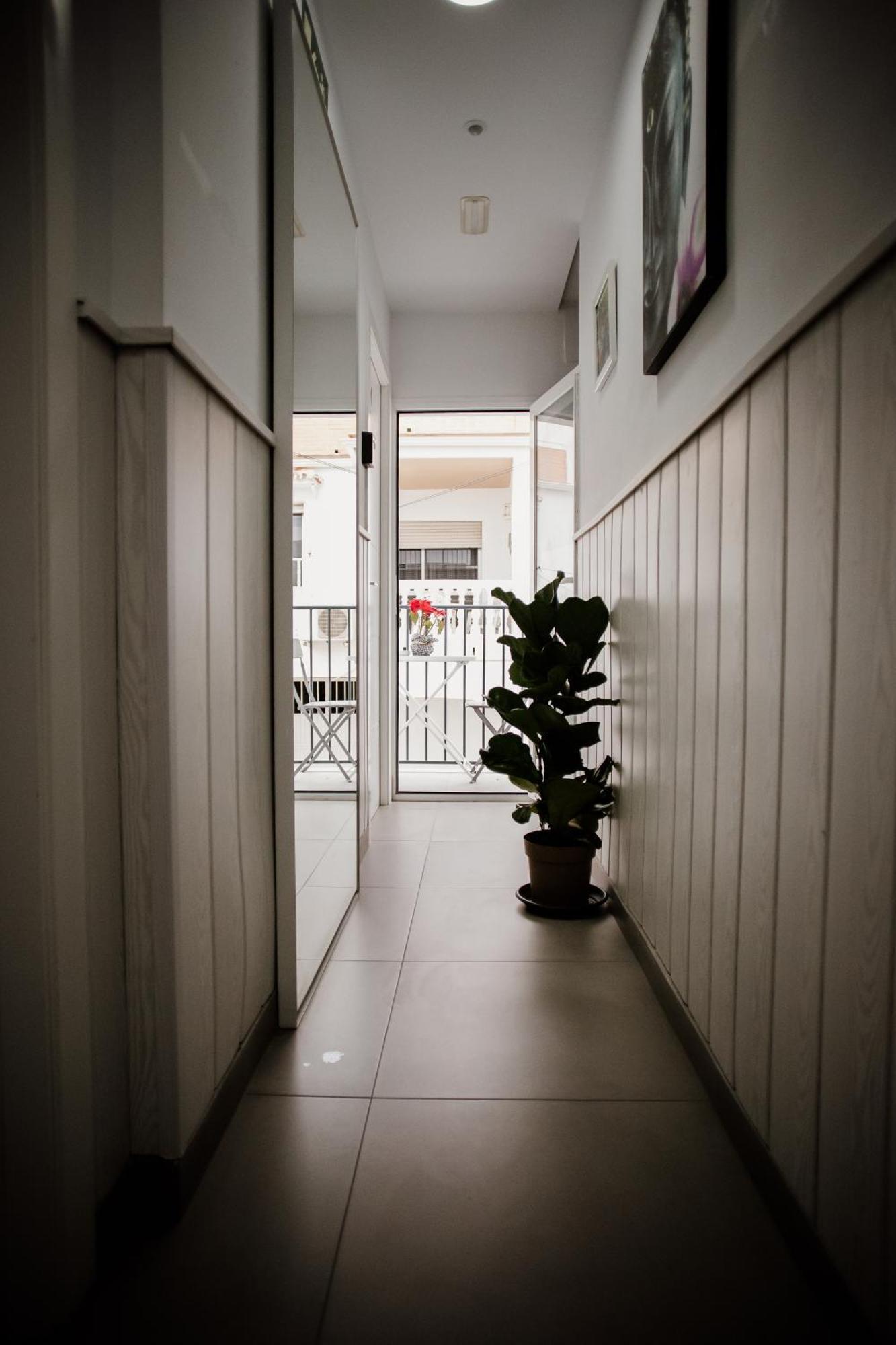 Apartamentos Turisticos Mastil 16 Malaga Luaran gambar