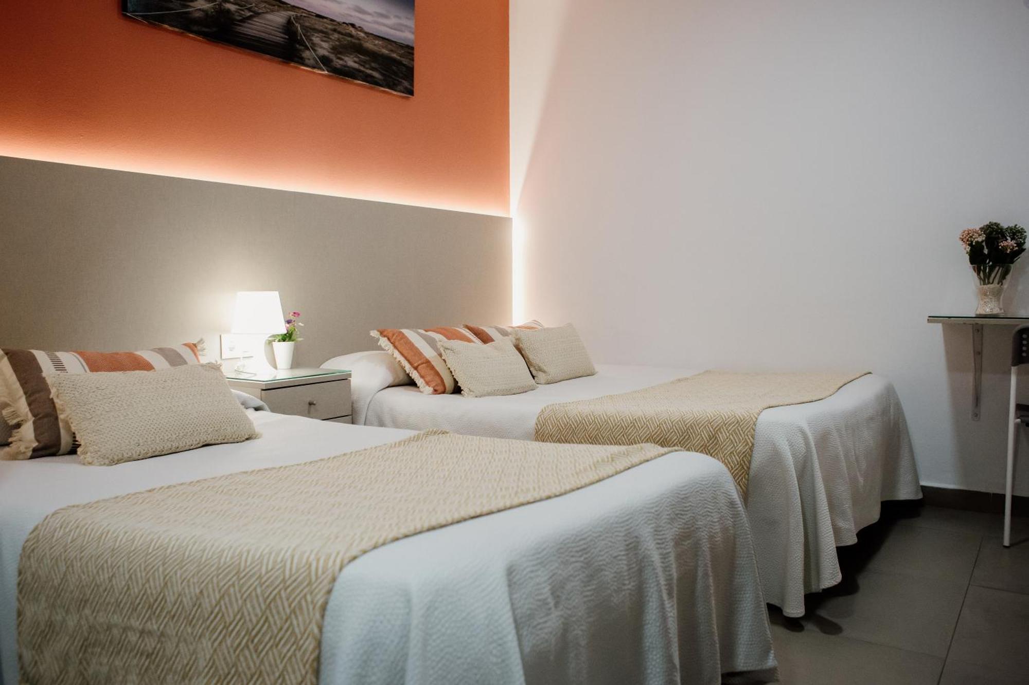 Apartamentos Turisticos Mastil 16 Malaga Luaran gambar