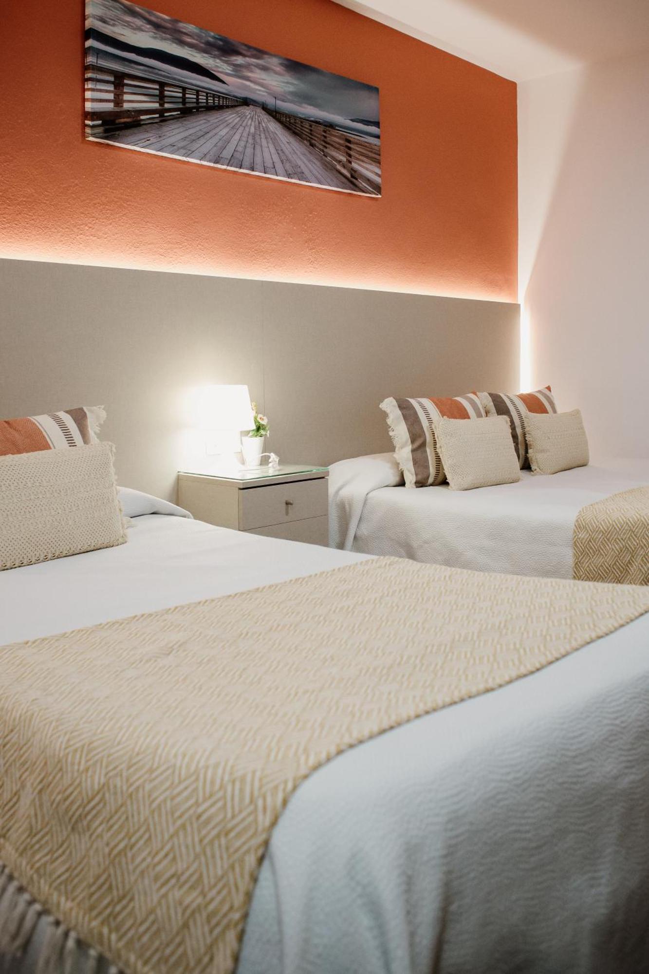 Apartamentos Turisticos Mastil 16 Malaga Luaran gambar