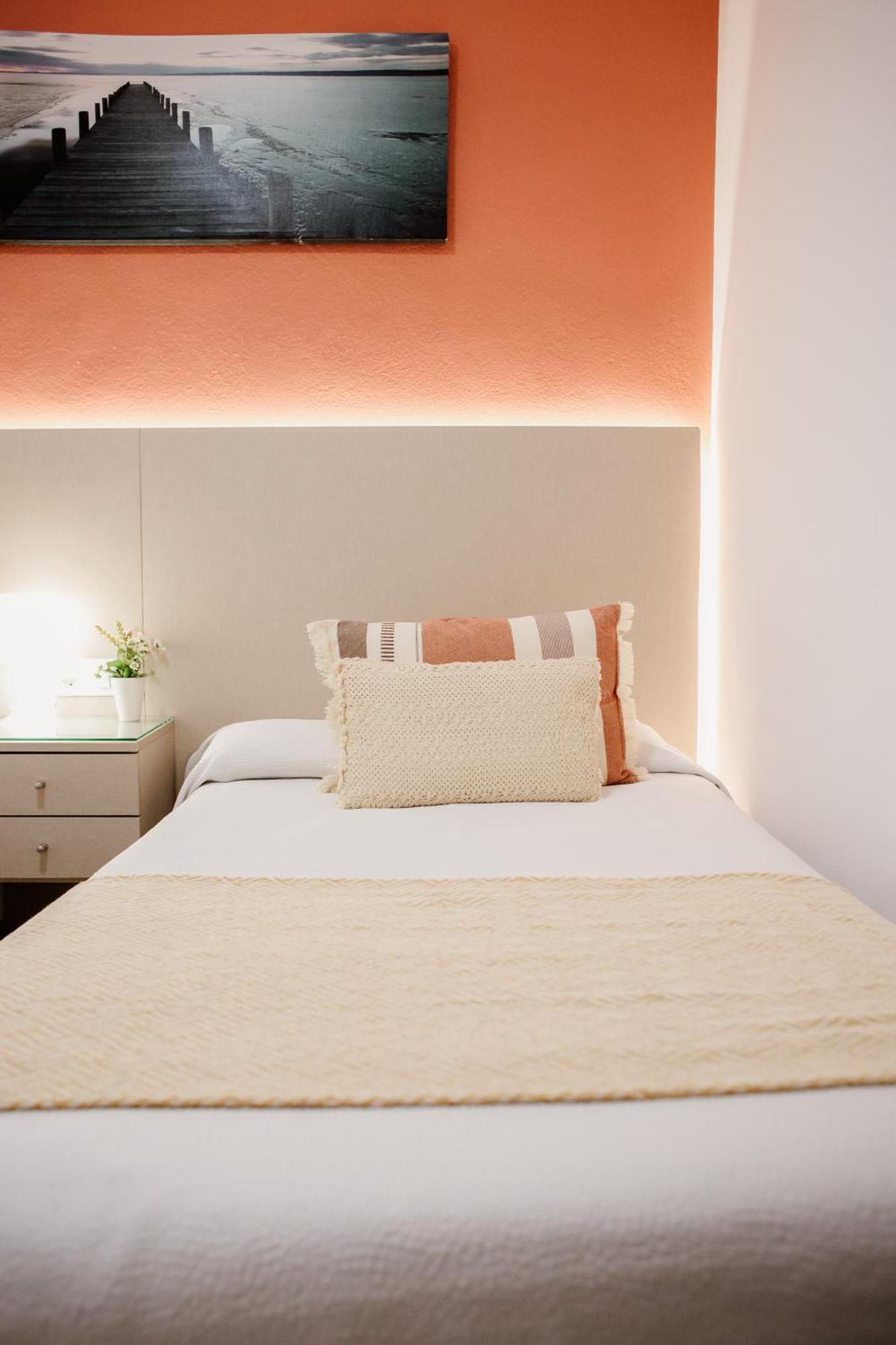 Apartamentos Turisticos Mastil 16 Malaga Luaran gambar