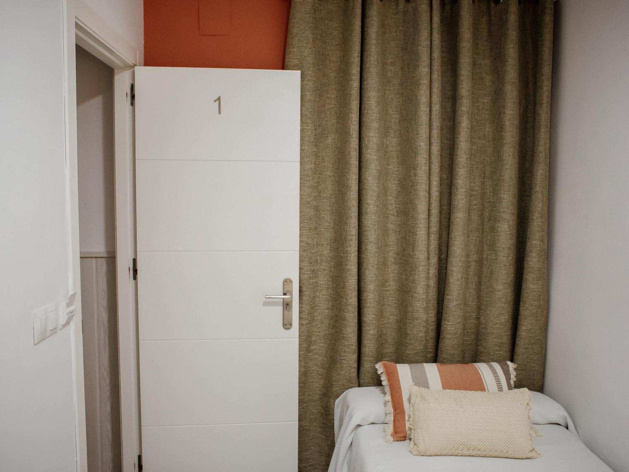 Apartamentos Turisticos Mastil 16 Malaga Luaran gambar