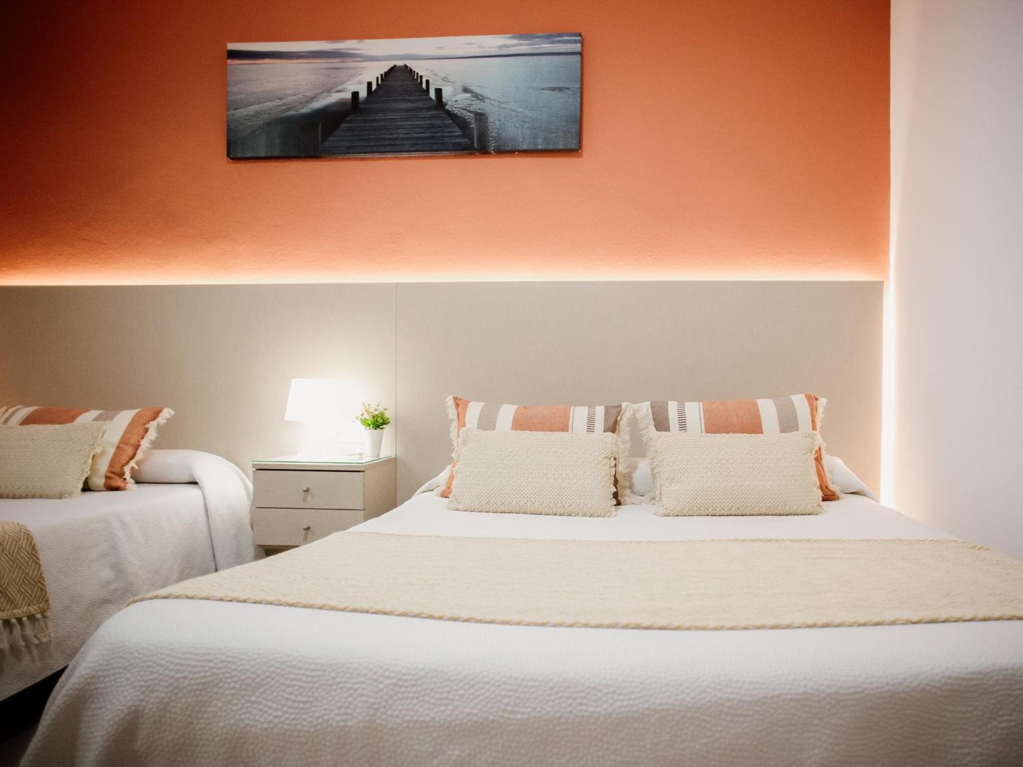 Apartamentos Turisticos Mastil 16 Malaga Luaran gambar