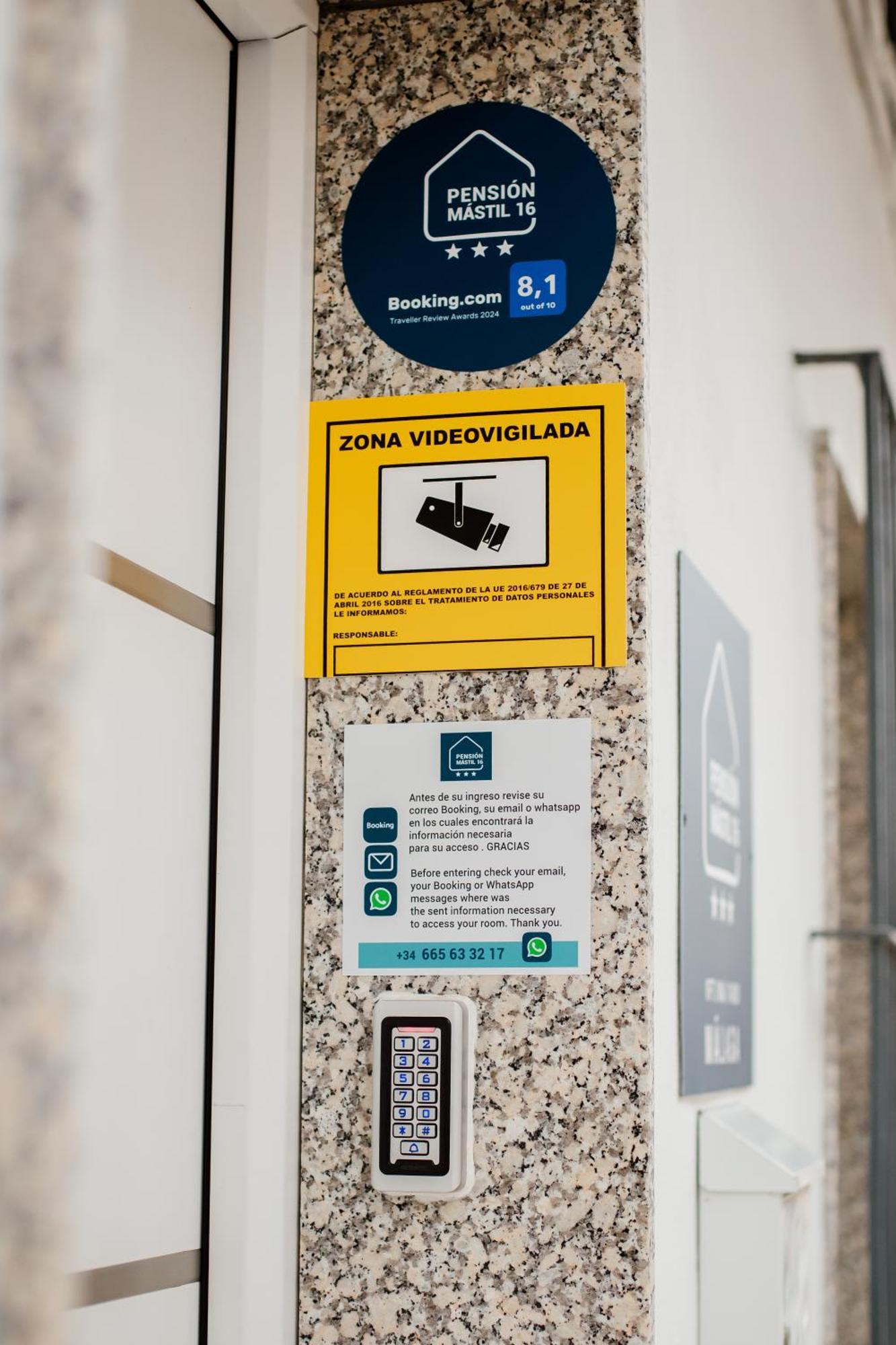 Apartamentos Turisticos Mastil 16 Malaga Luaran gambar