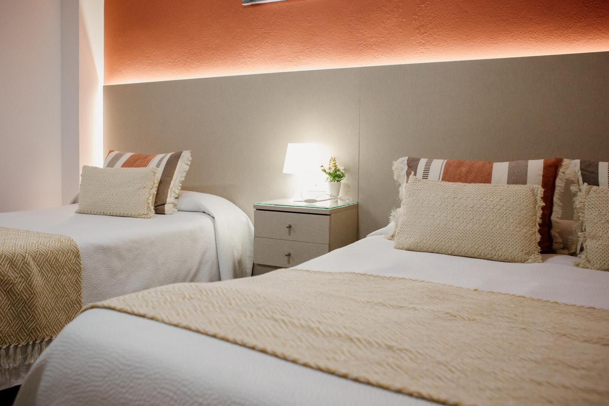Apartamentos Turisticos Mastil 16 Malaga Luaran gambar