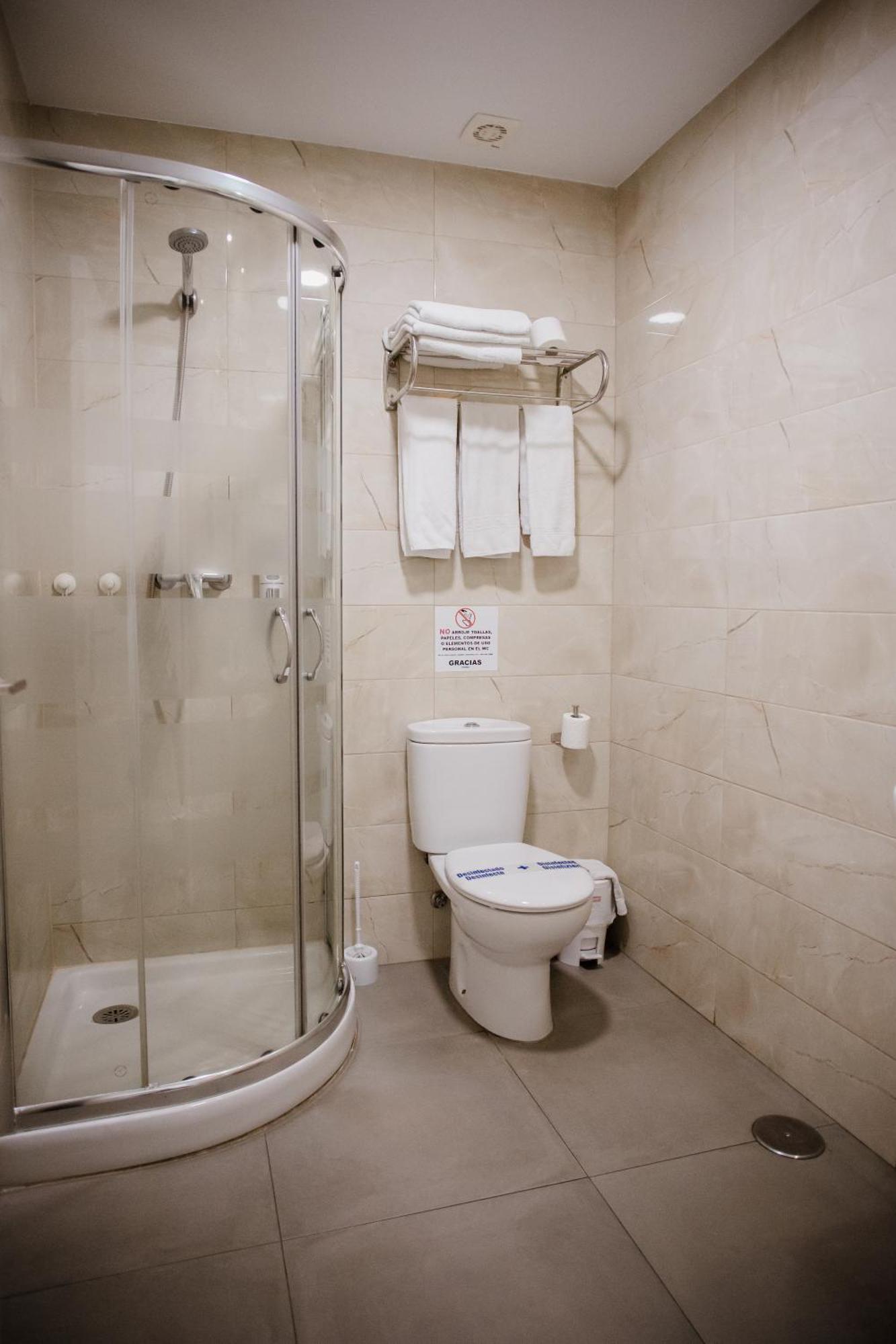 Apartamentos Turisticos Mastil 16 Malaga Luaran gambar