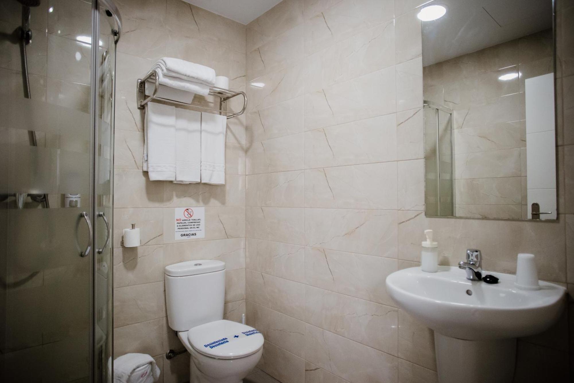 Apartamentos Turisticos Mastil 16 Malaga Luaran gambar