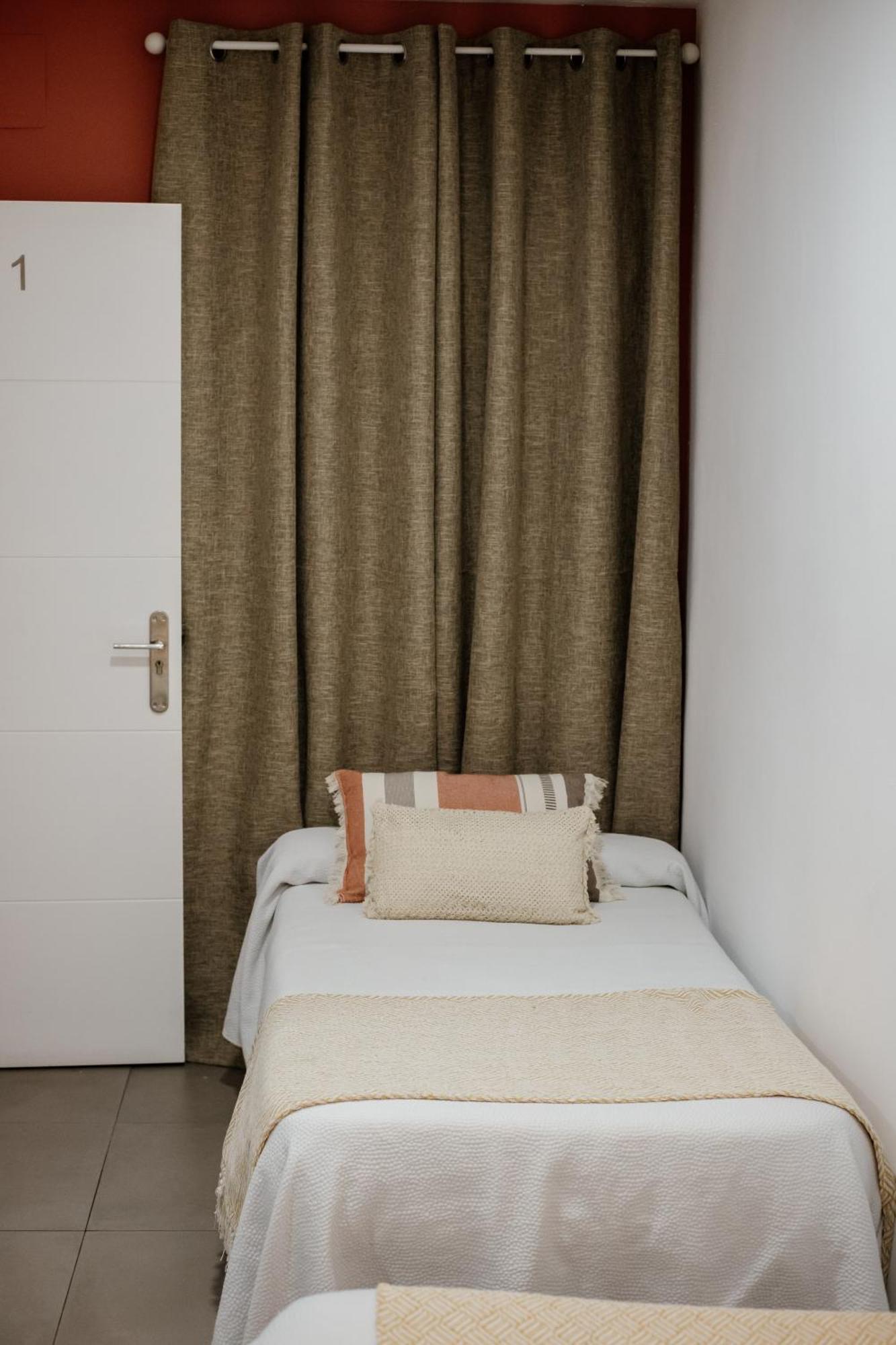 Apartamentos Turisticos Mastil 16 Malaga Luaran gambar