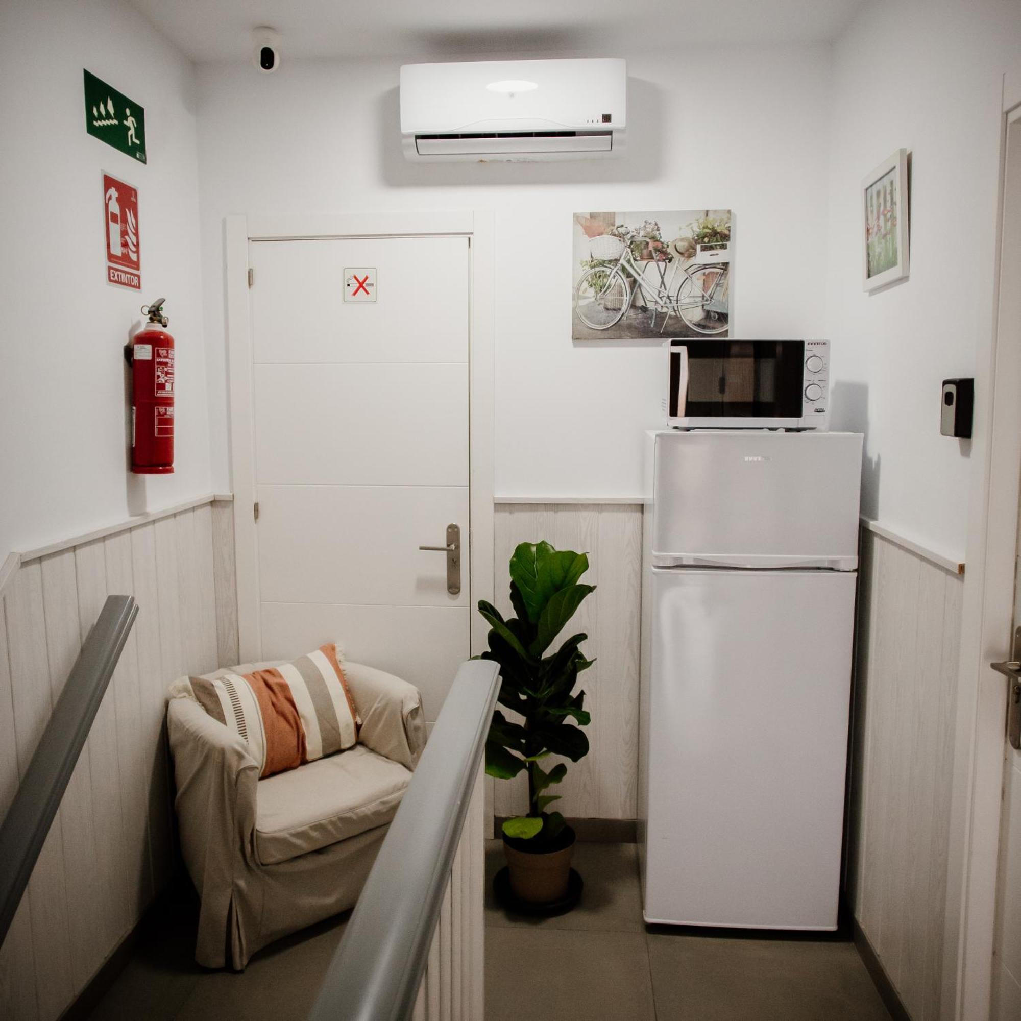 Apartamentos Turisticos Mastil 16 Malaga Luaran gambar