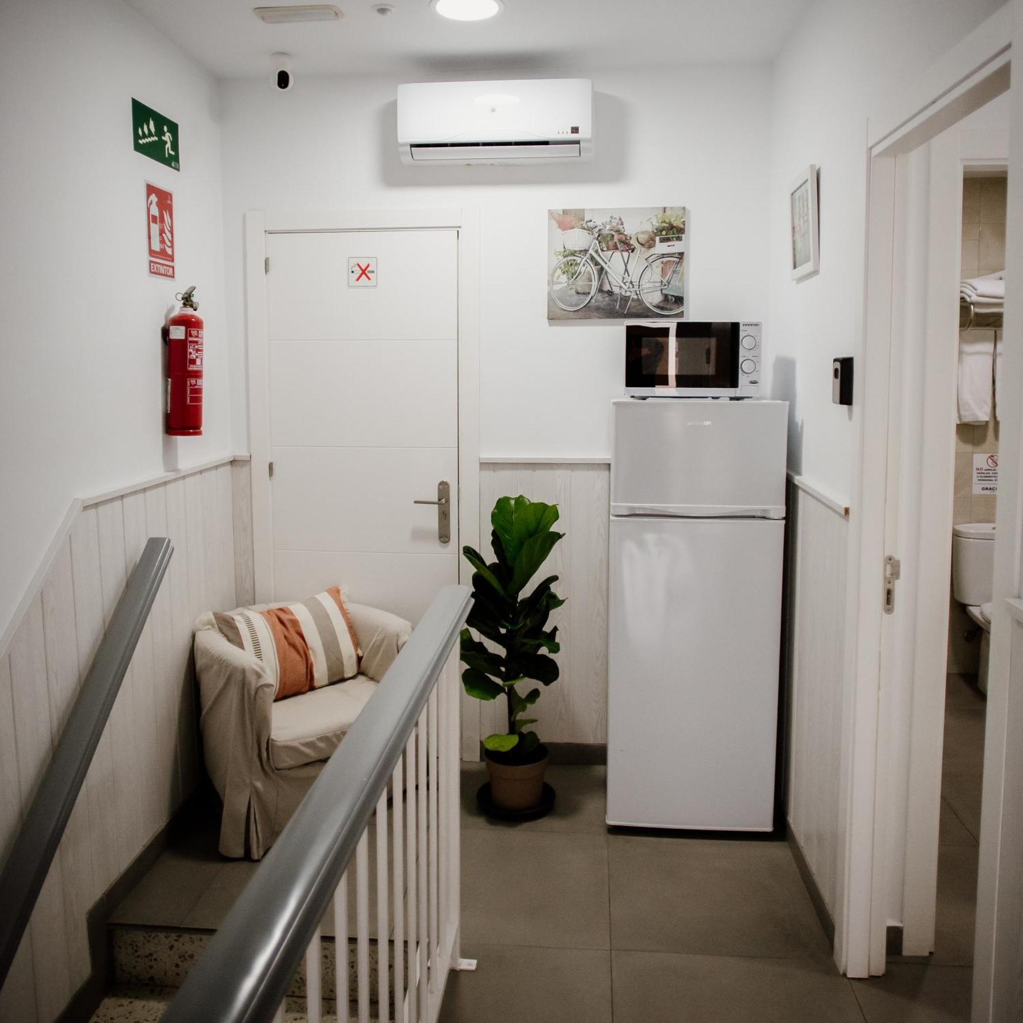 Apartamentos Turisticos Mastil 16 Malaga Luaran gambar